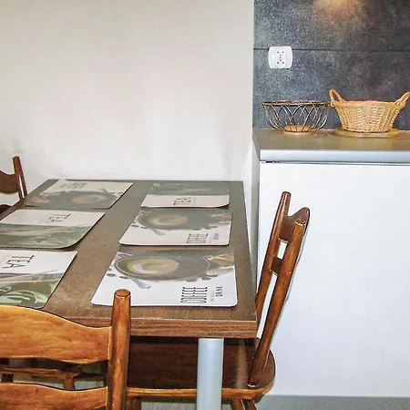 Apartamento Gorgeous In With Wifi Darłowo