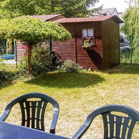 2 Bedroom Beautiful Apartment In Darlowo Apartment *