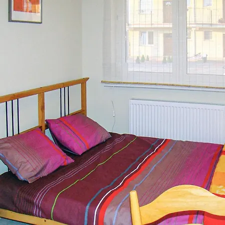 2 Bedroom Beautiful In דירה