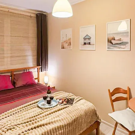 Gorgeous Apartment In Darlowo With Wifi *
