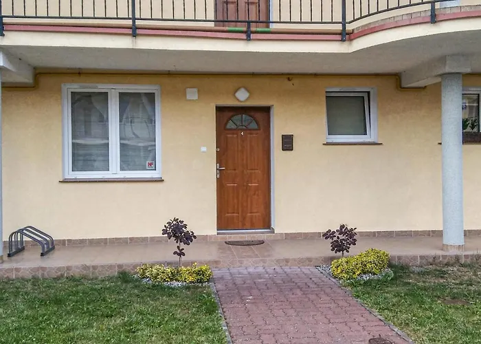 Gorgeous In With Wifi Apartamento Darłowo